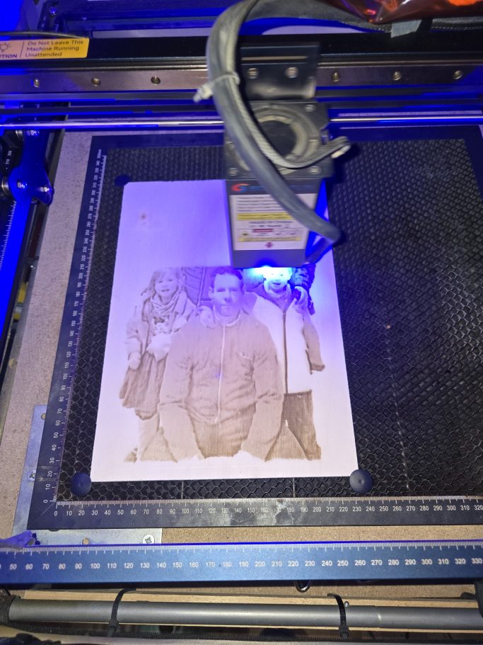 lasergravur prozess holz fotogravur puzzle