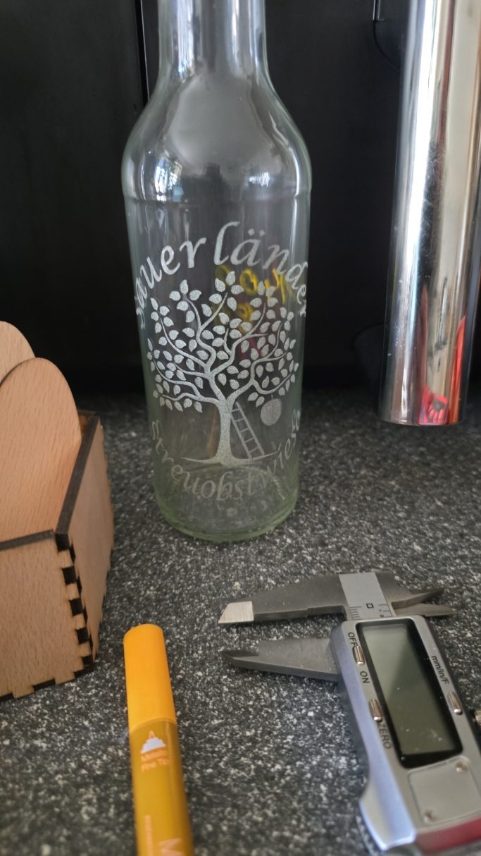 glasgravur flasche obstbaum