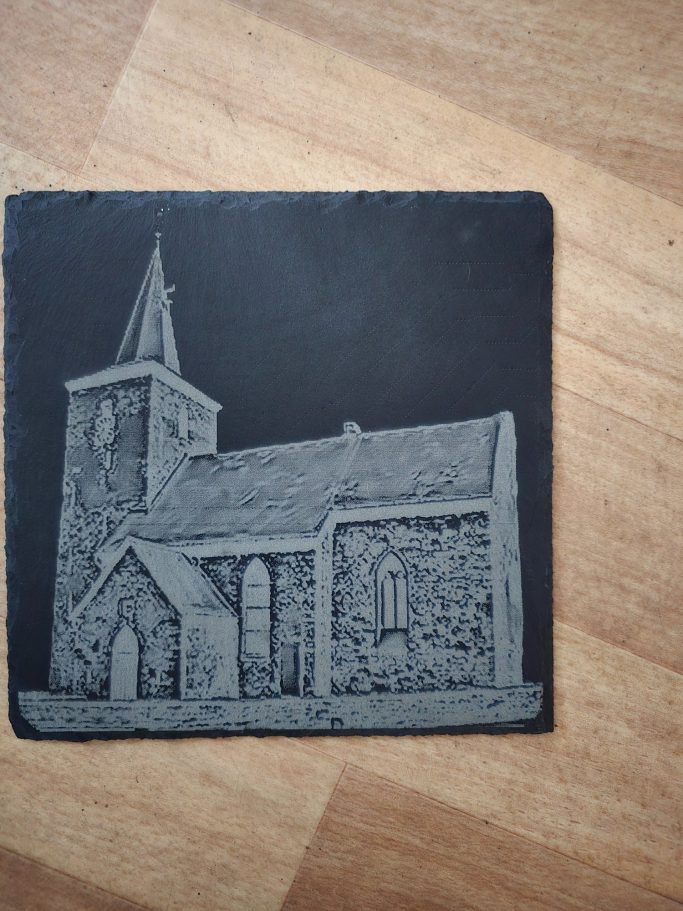 schiefergravur kirche detail gravur